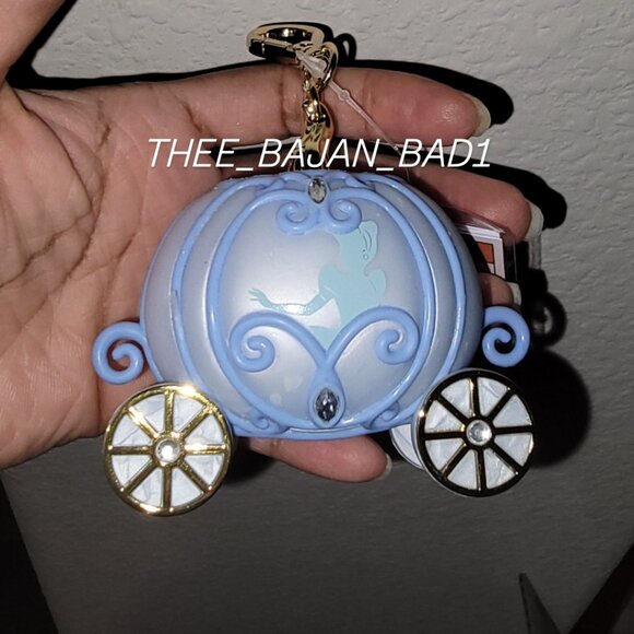 🎉 BATH & BODY WORKS x DISNEY CINDERELLA LIGHT UP POCKETBAC HOLDER - Picture 3 of 5